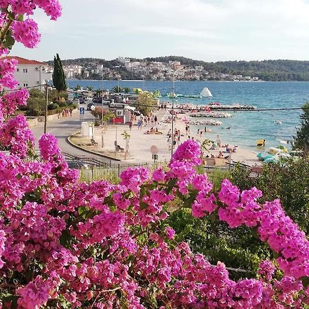 Apartman Simac Okrug Gornji Trogir Exteriör bild