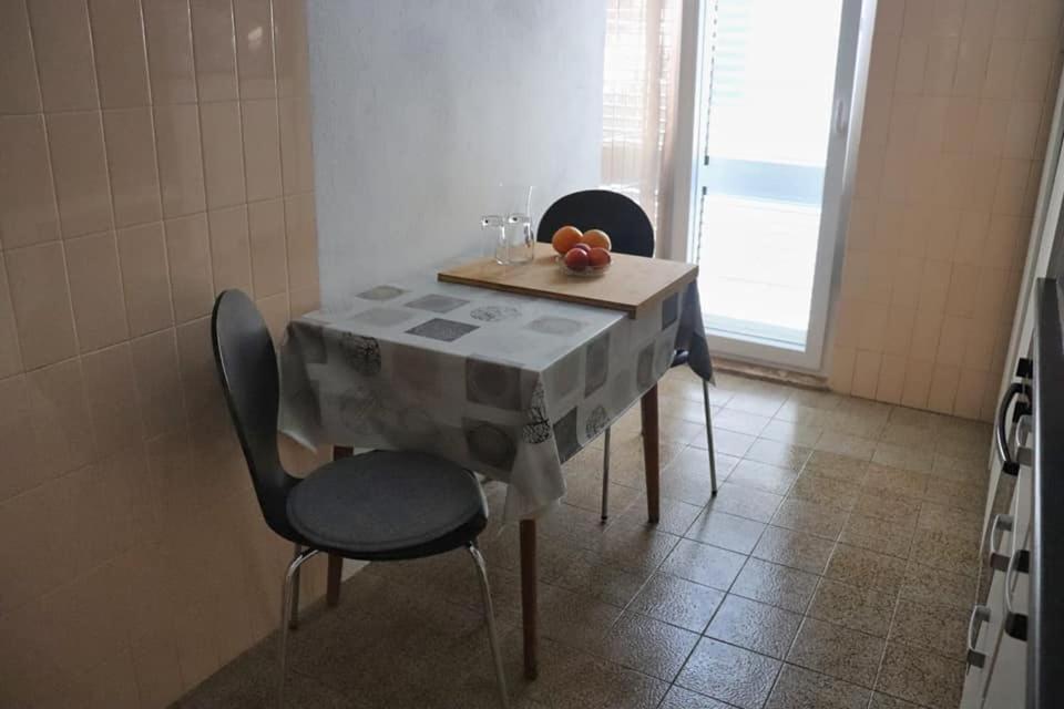 Apartman Simac Okrug Gornji Trogir Exteriör bild