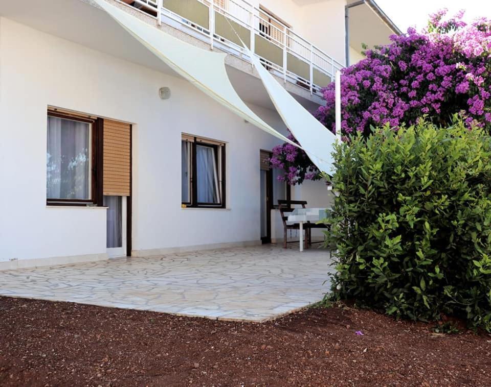Apartman Simac Okrug Gornji Trogir Exteriör bild