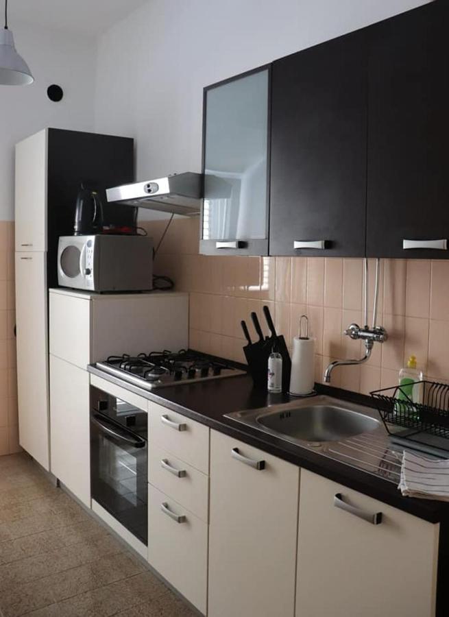 Apartman Simac Okrug Gornji Trogir Exteriör bild