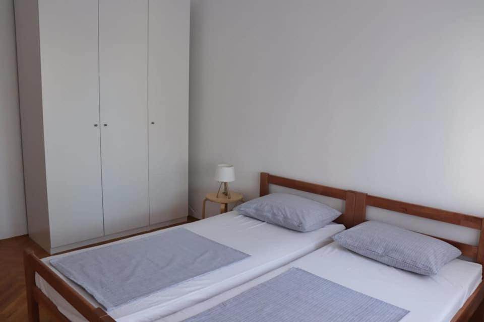 Apartman Simac Okrug Gornji Trogir Exteriör bild