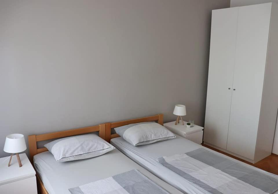 Apartman Simac Okrug Gornji Trogir Exteriör bild